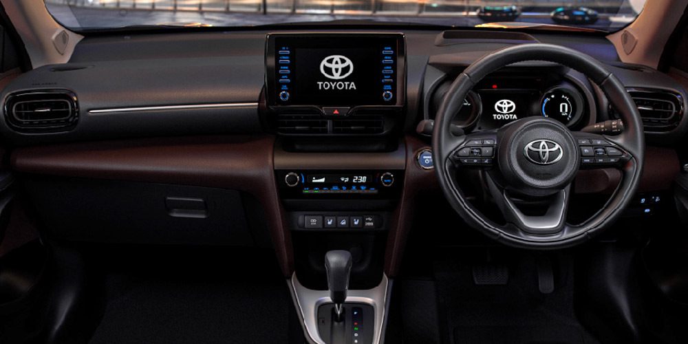 Toyota Yaris Cross GX interior